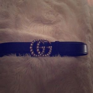 Gucci pearl belt